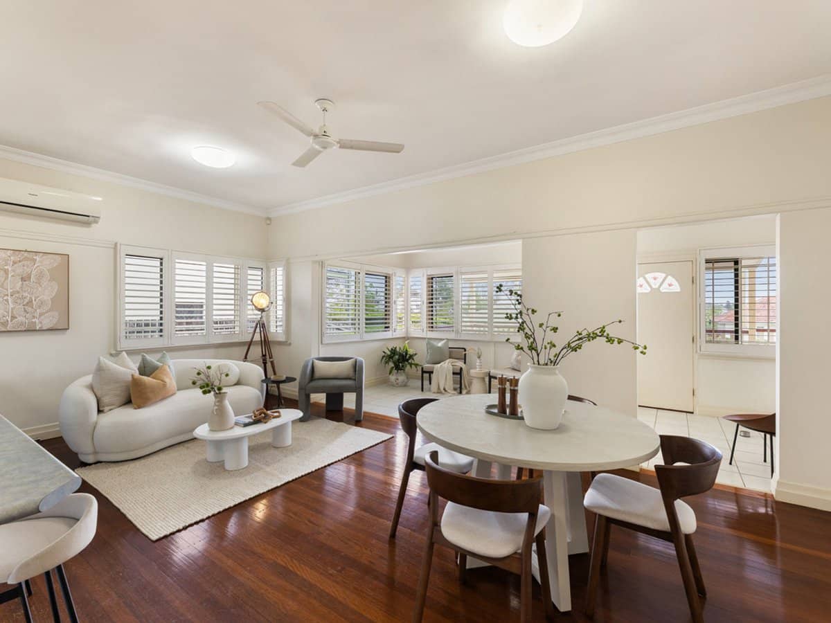 105 Stephen Street, Camp Hill - Thumbnail 2