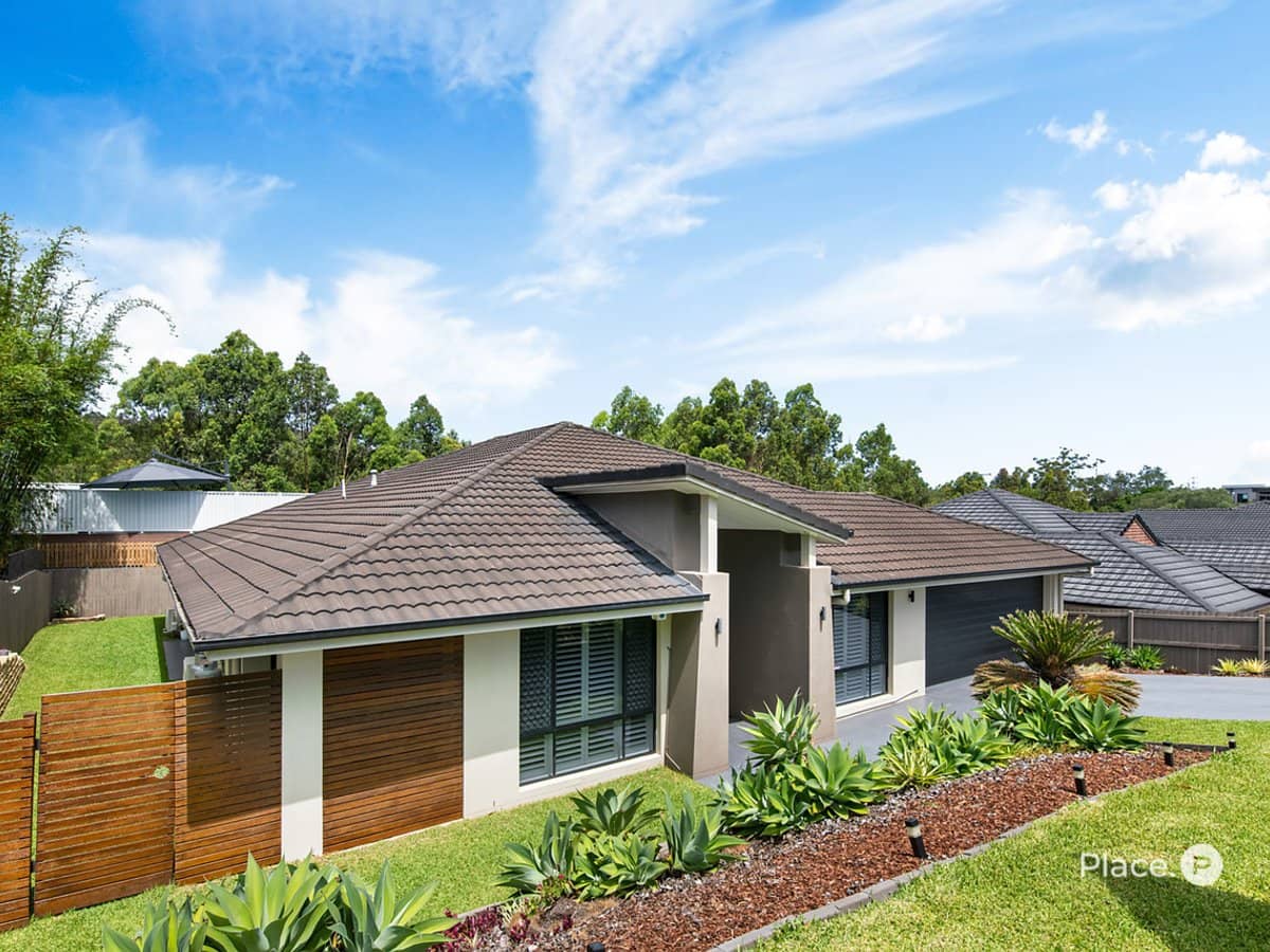 81 Kenilworth Place, Carindale - Thumbnail 2