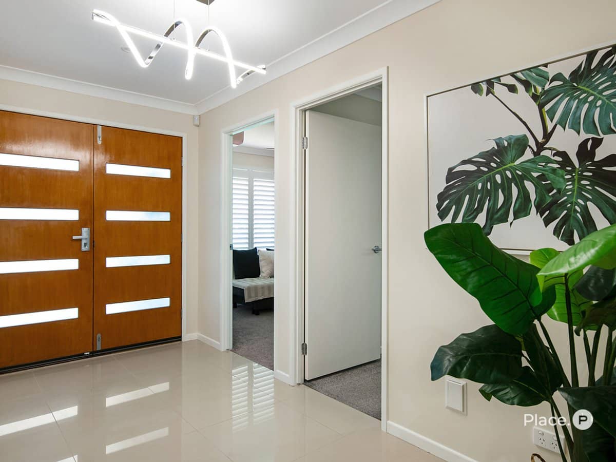 81 Kenilworth Place, Carindale - Thumbnail 3