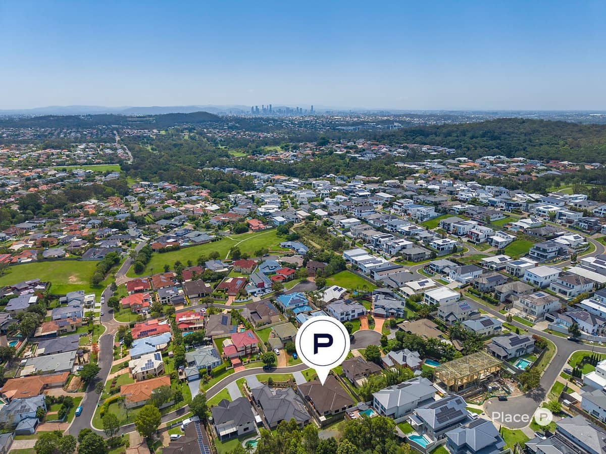 81 Kenilworth Place, Carindale - Thumbnail 27