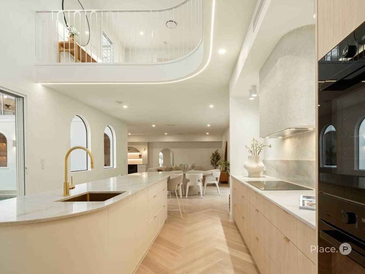 16 Jamieson Street, Bulimba - Thumbnail 7