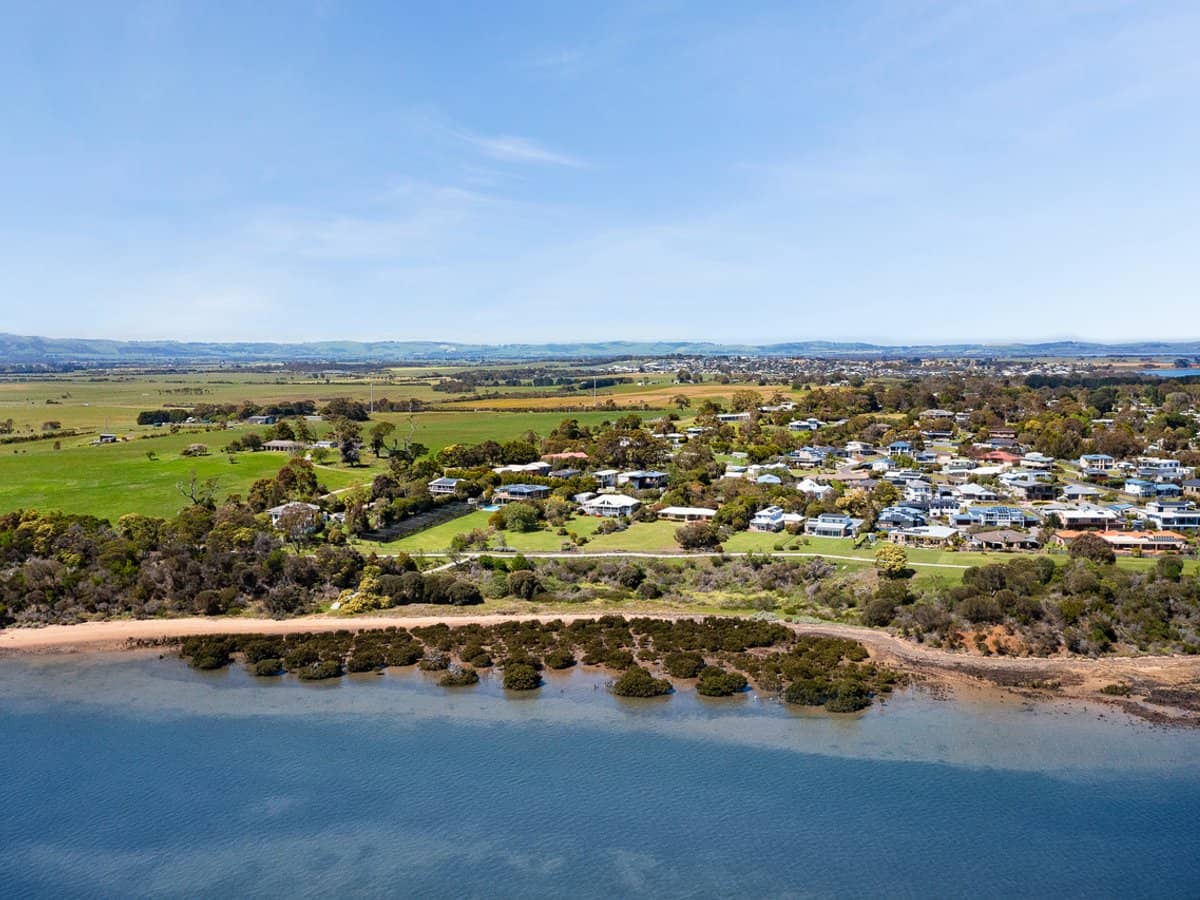 5 Wetherall Drive, CORINELLA - Thumbnail 20