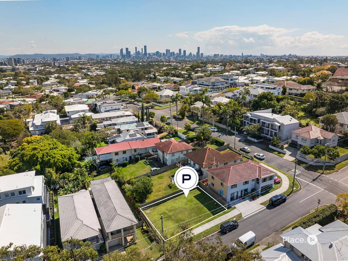 35 Warilda Street, Camp Hill - Thumbnail 2