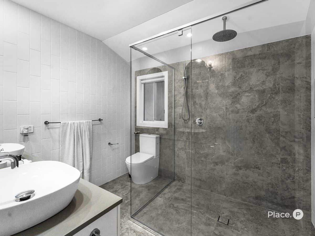 47 Brinawa Street, Camp Hill - Thumbnail 13