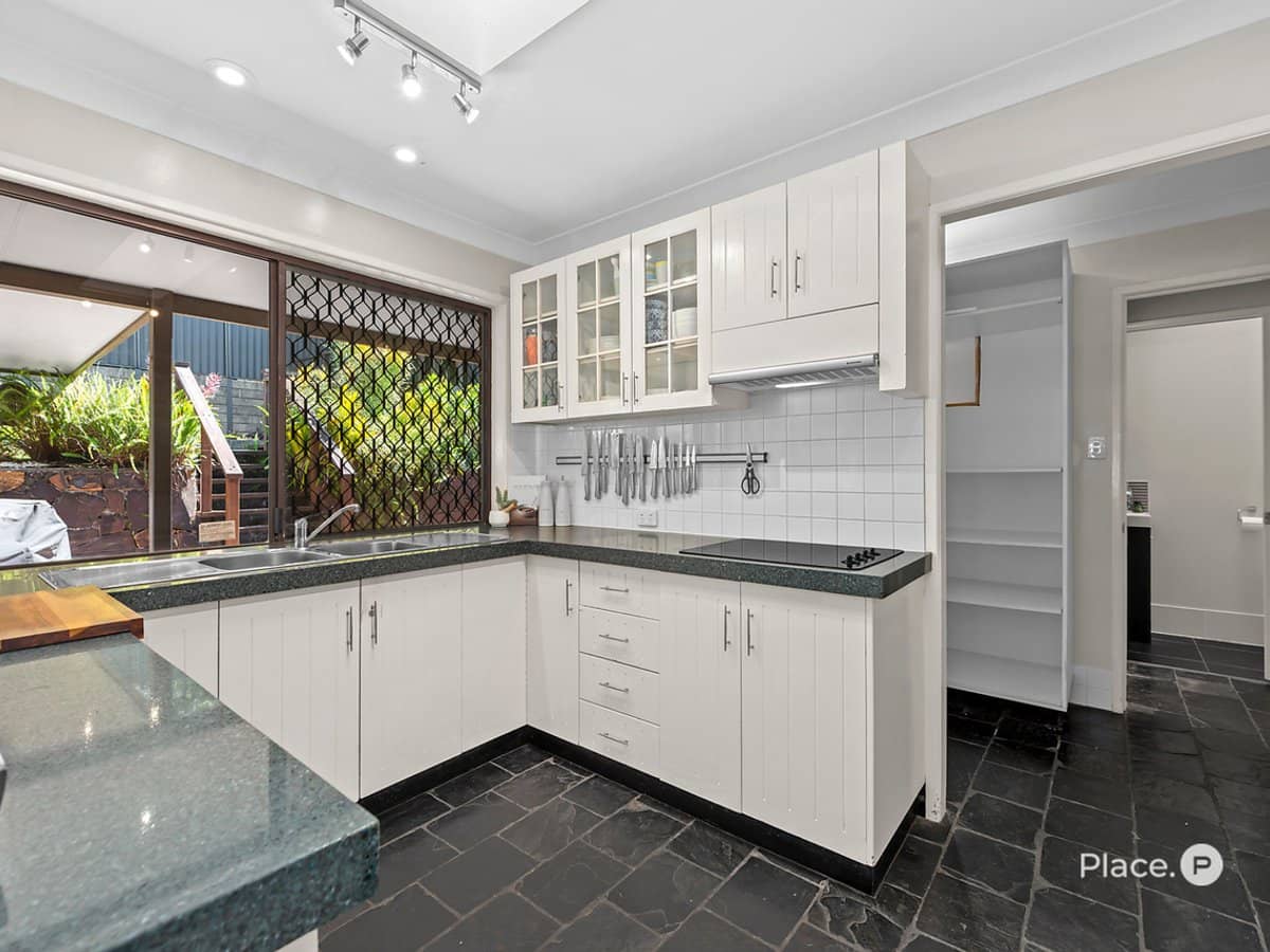 297 Gallipoli Road, Carina Heights - Thumbnail 7