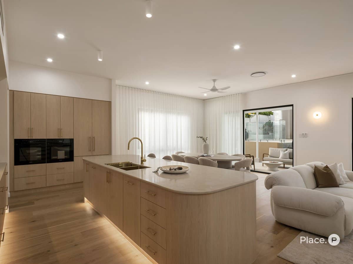 23 Dahlia Street, Cannon Hill - Thumbnail 2