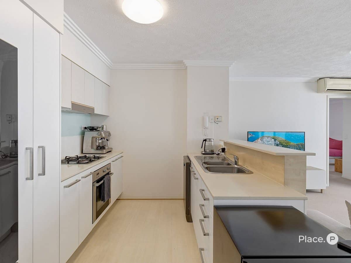 803 Stanley Street, Woolloongabba - Thumbnail 2