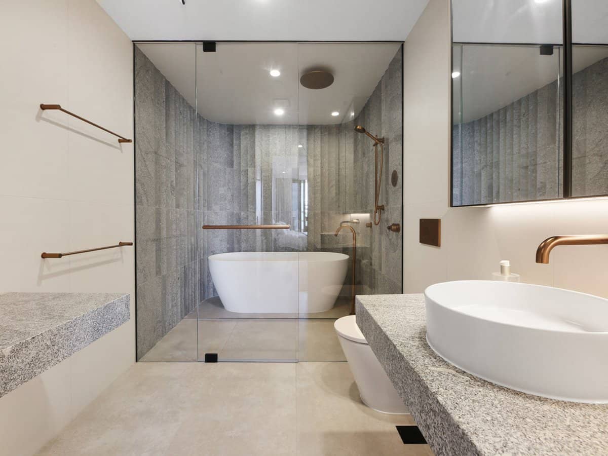 58 The Esplanade, Burleigh Heads - Thumbnail 16