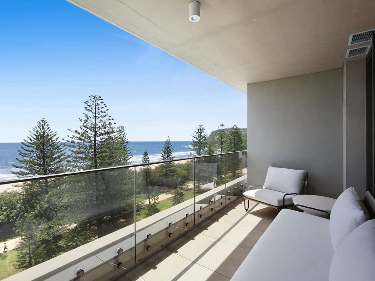 58 The Esplanade, Burleigh Heads - Thumbnail 26