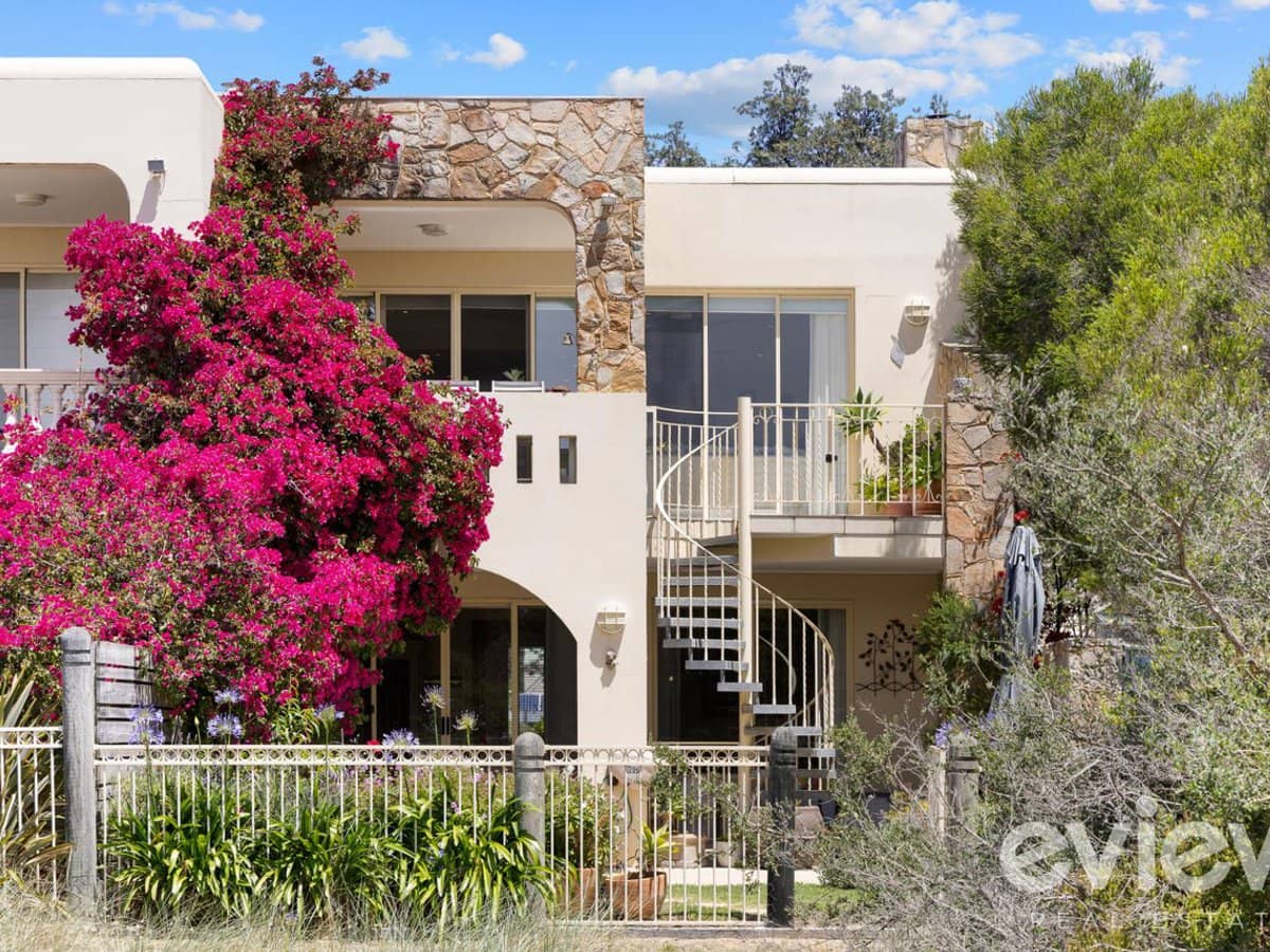 103 Silverleaves Avenue, SILVERLEAVES - Thumbnail 4