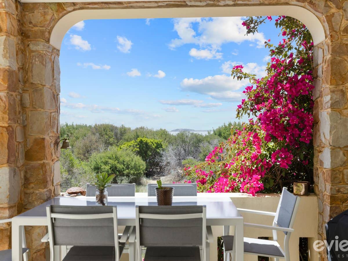 103 Silverleaves Avenue, SILVERLEAVES - Thumbnail 6