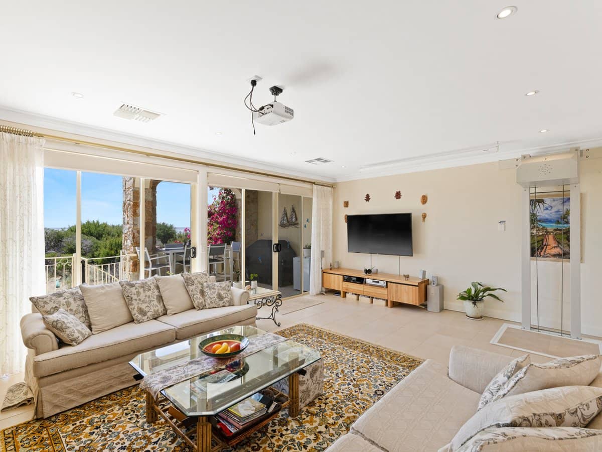 103 Silverleaves Avenue, SILVERLEAVES - Thumbnail 16