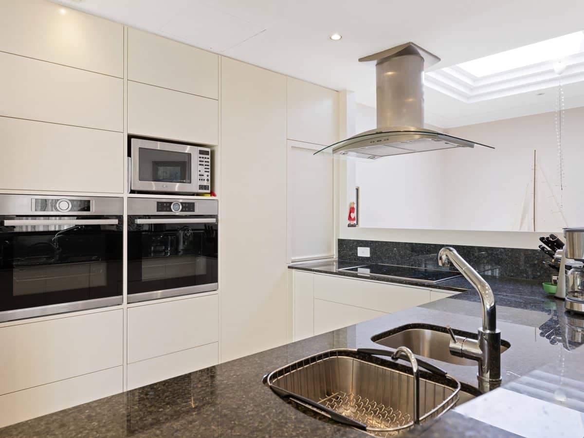 103 Silverleaves Avenue, SILVERLEAVES - Thumbnail 17