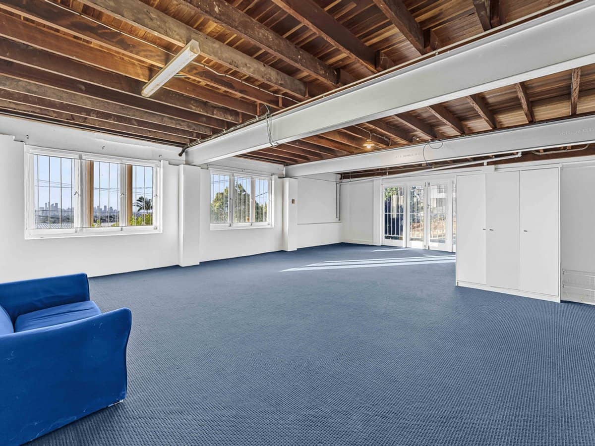 53 Kneale Street, Holland Park West - Thumbnail 14