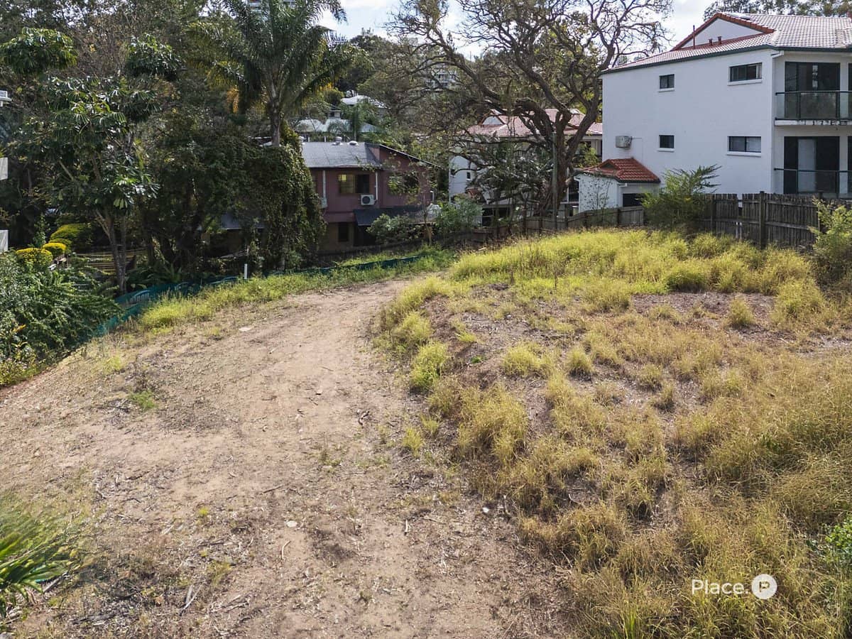 11 Dudley Street, Highgate Hill - Thumbnail 10