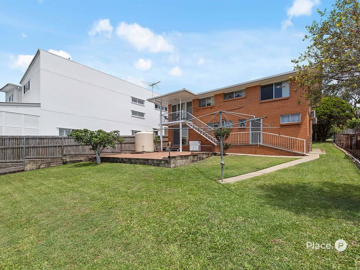 38 Ara Street, Camp Hill - Thumbnail 9