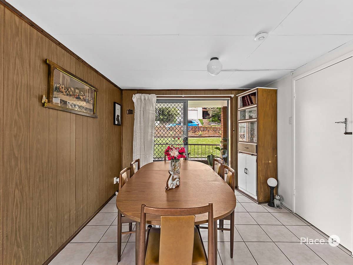 38 Ara Street, Camp Hill - Thumbnail 12