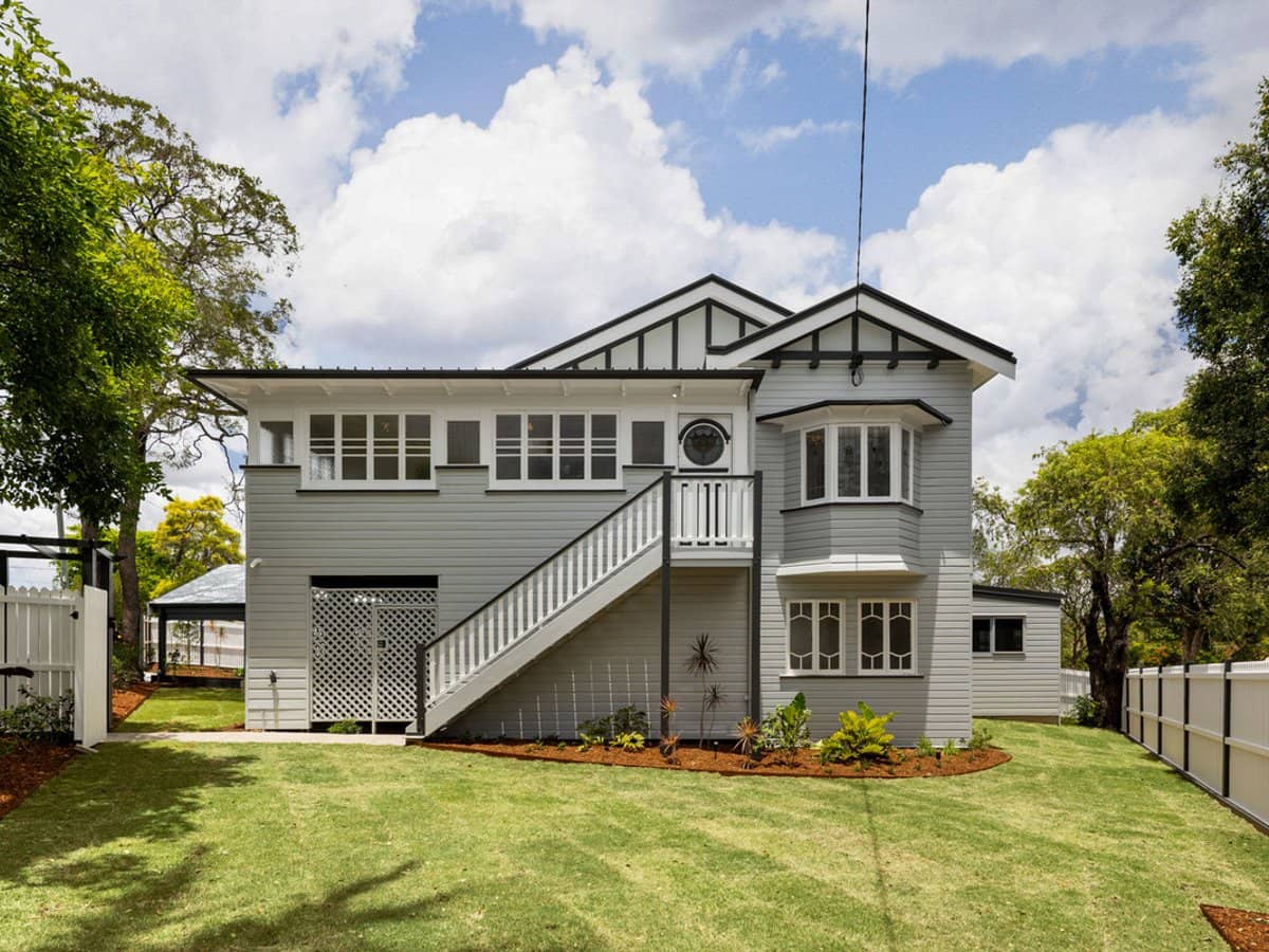 25 Mackie Street East, Moorooka - Thumbnail 1