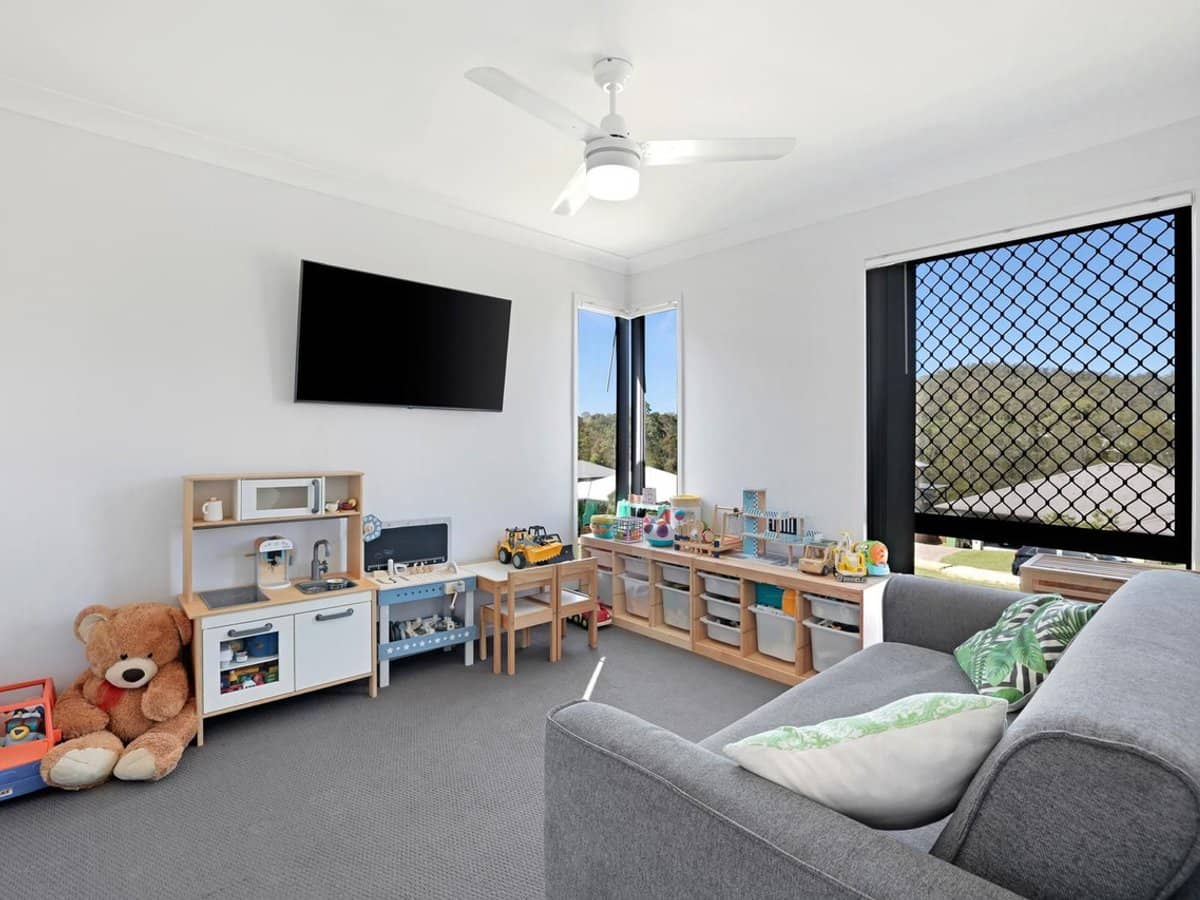 15 Allington Circuit, MAUDSLAND - Thumbnail 10