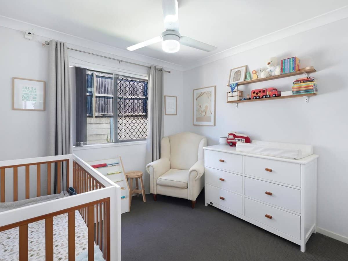 15 Allington Circuit, MAUDSLAND - Thumbnail 11