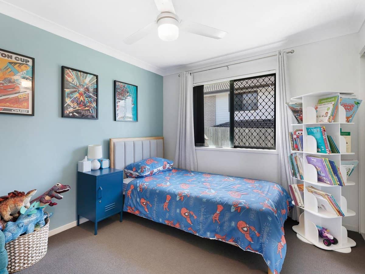 15 Allington Circuit, MAUDSLAND - Thumbnail 12