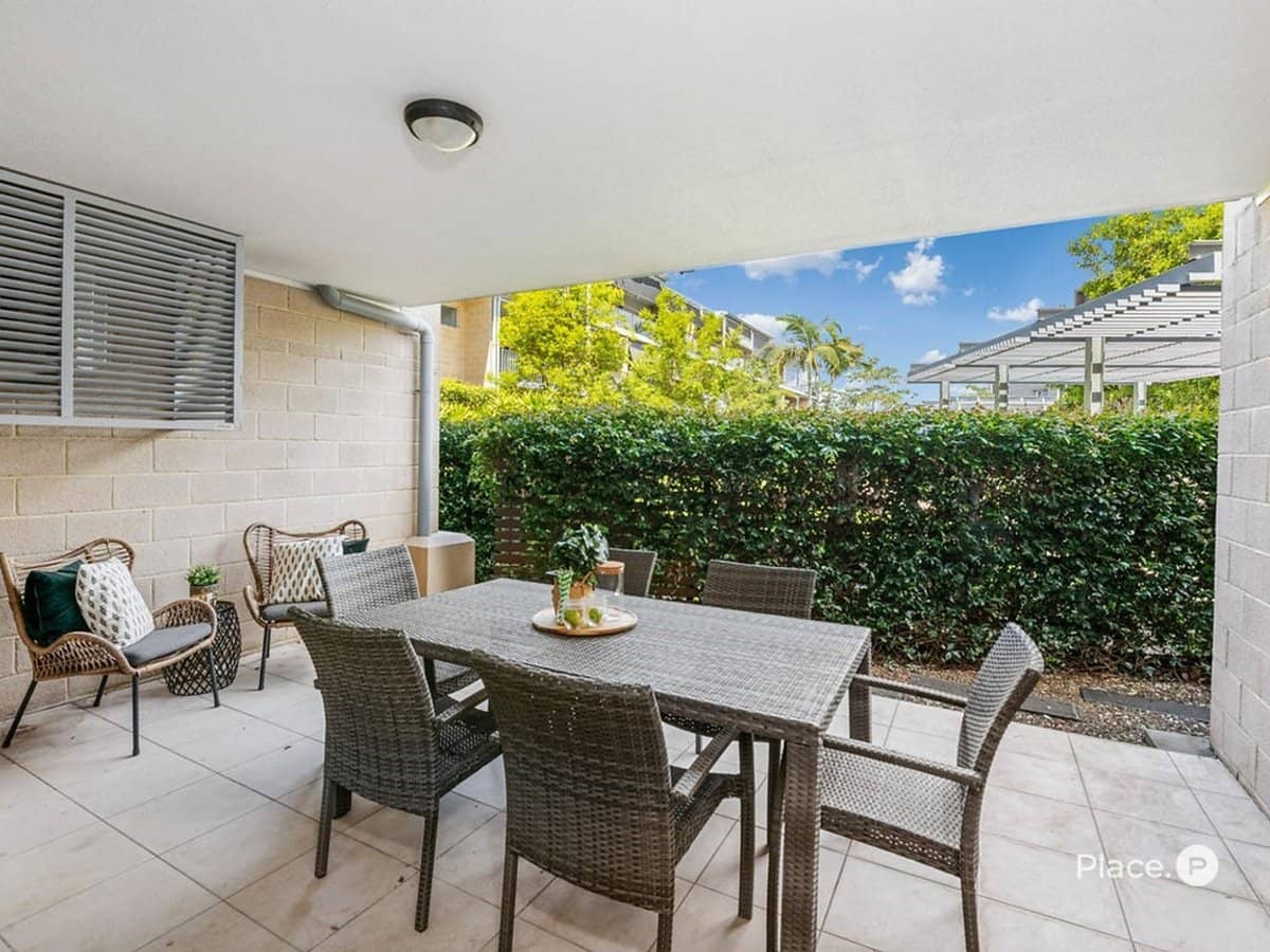18 Addison Avenue, Bulimba - Thumbnail 3