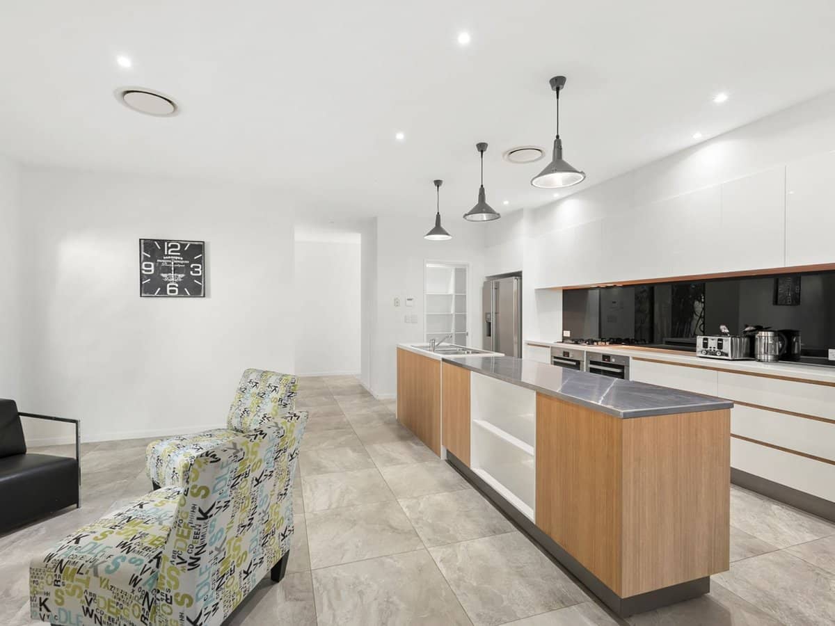 3034 Forest Hills Drive, SANCTUARY COVE - Thumbnail 5