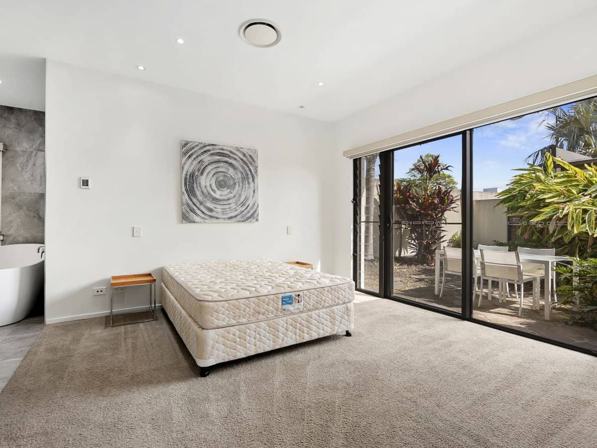 3034 Forest Hills Drive, SANCTUARY COVE - Thumbnail 10