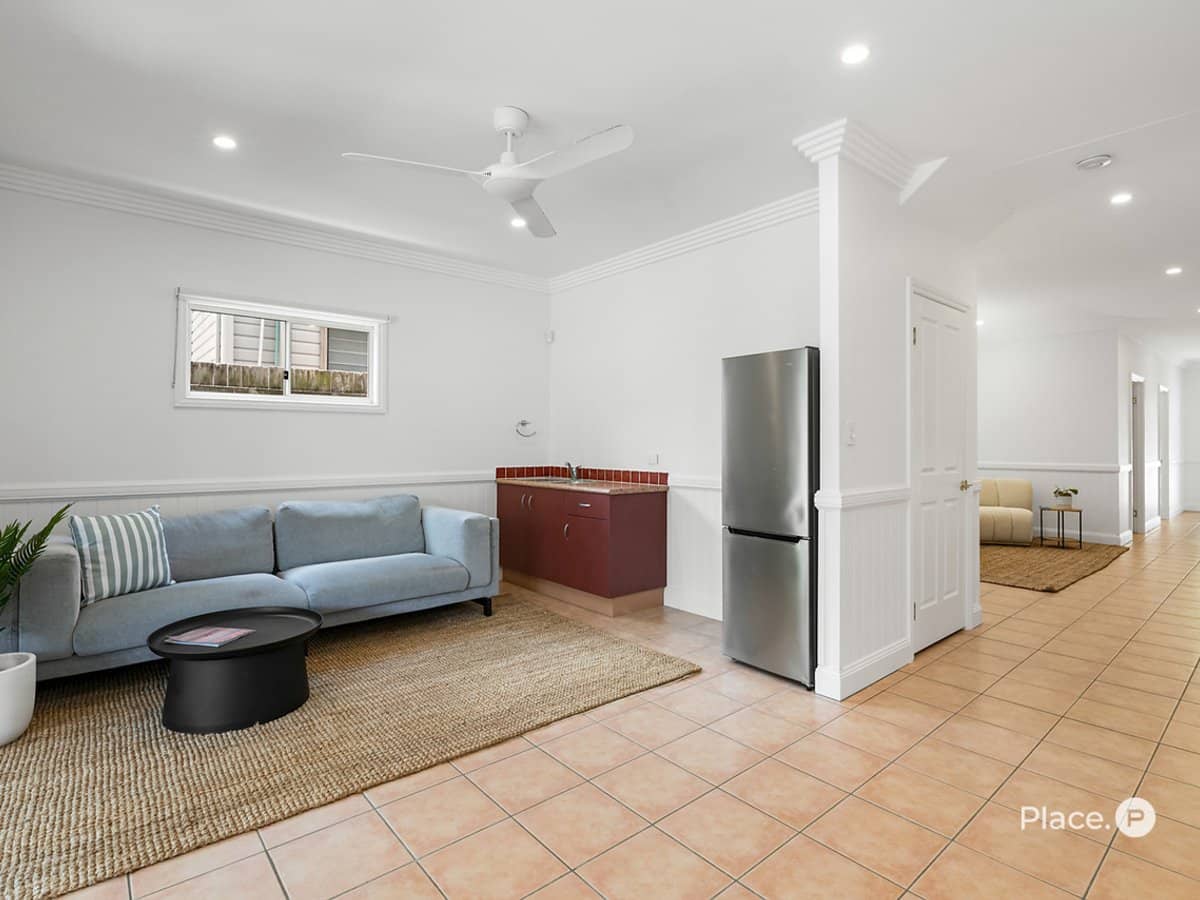 136 Barton Road, Hawthorne - Thumbnail 11