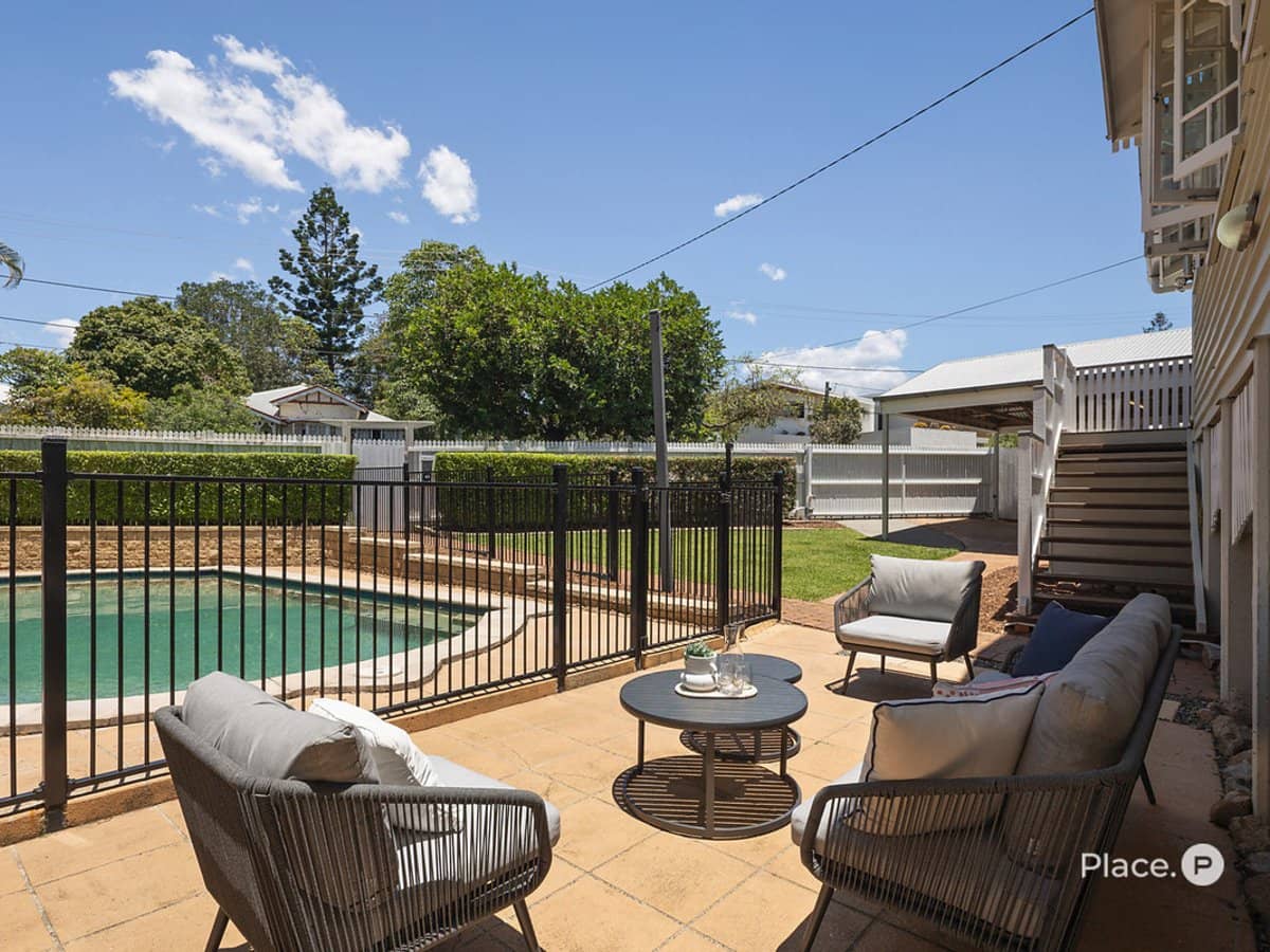 83 Bowman Parade, Bardon - Thumbnail 3