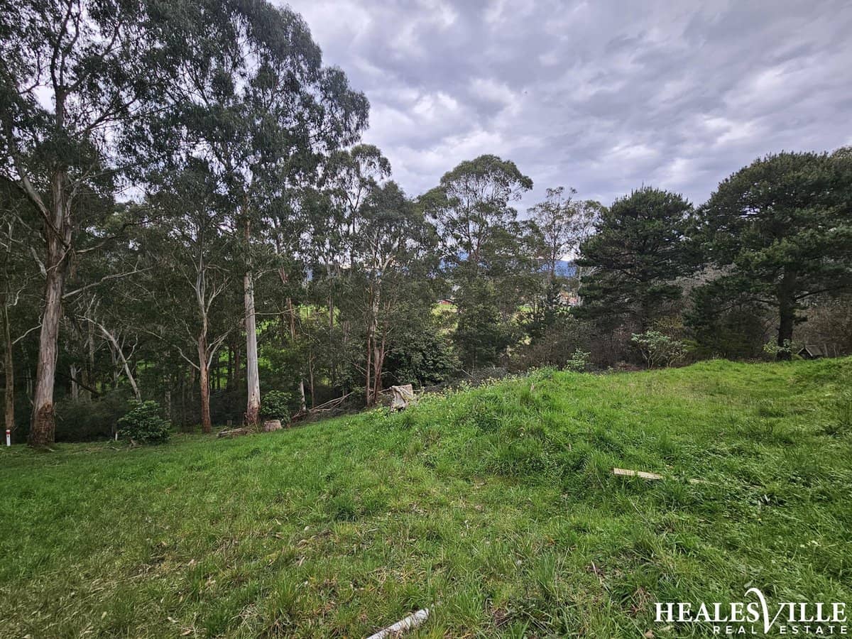 2 Pollard Parade, HEALESVILLE - Thumbnail 1