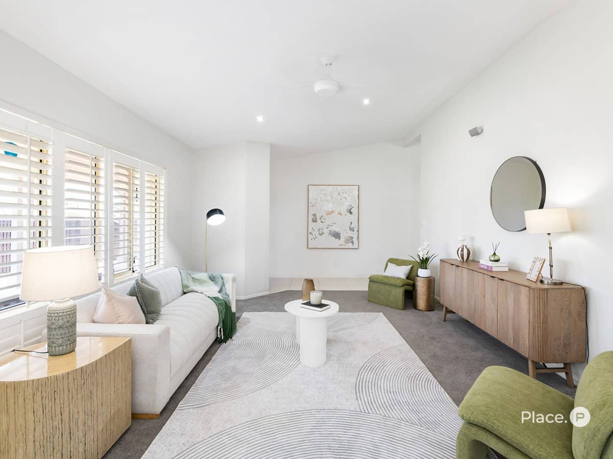 8 Hampshire Close, Carindale - Thumbnail 6