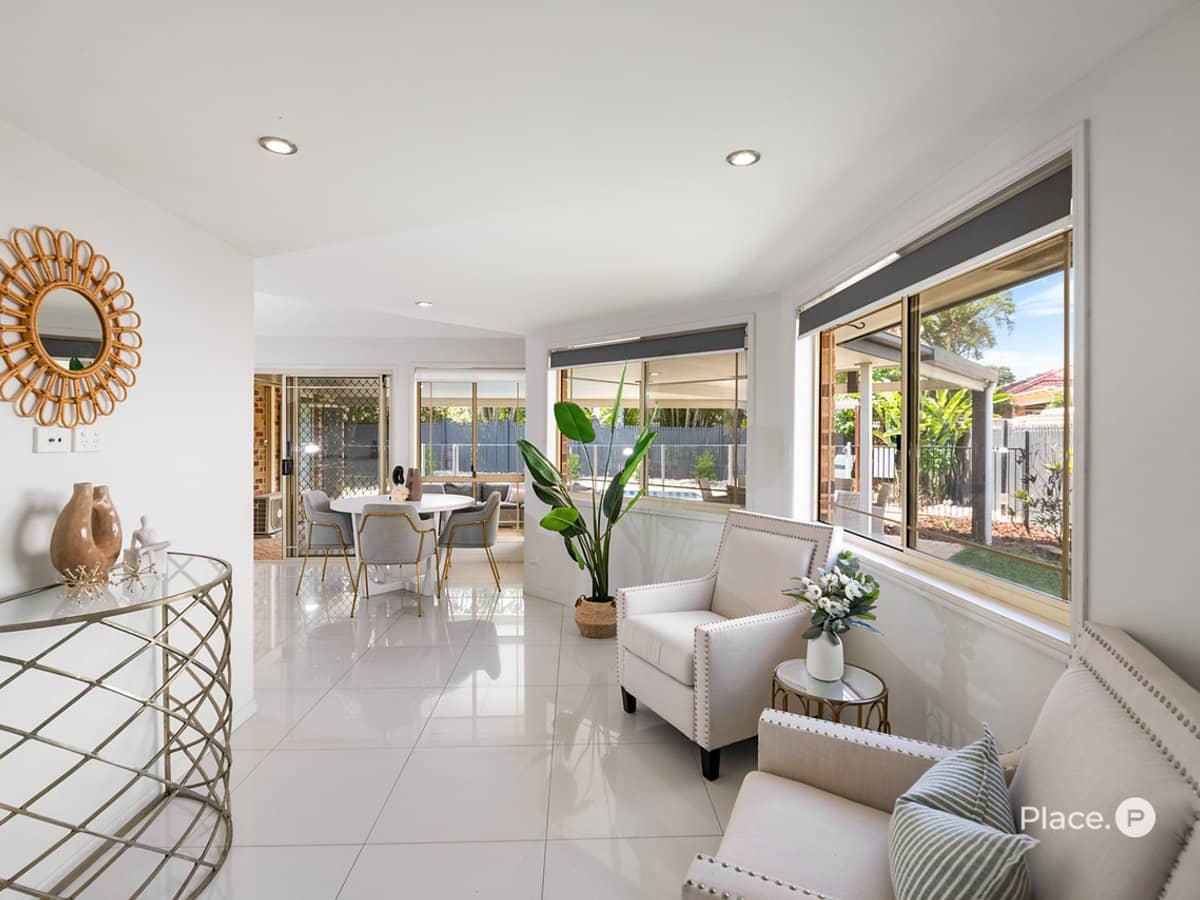 8 Hampshire Close, Carindale - Thumbnail 11