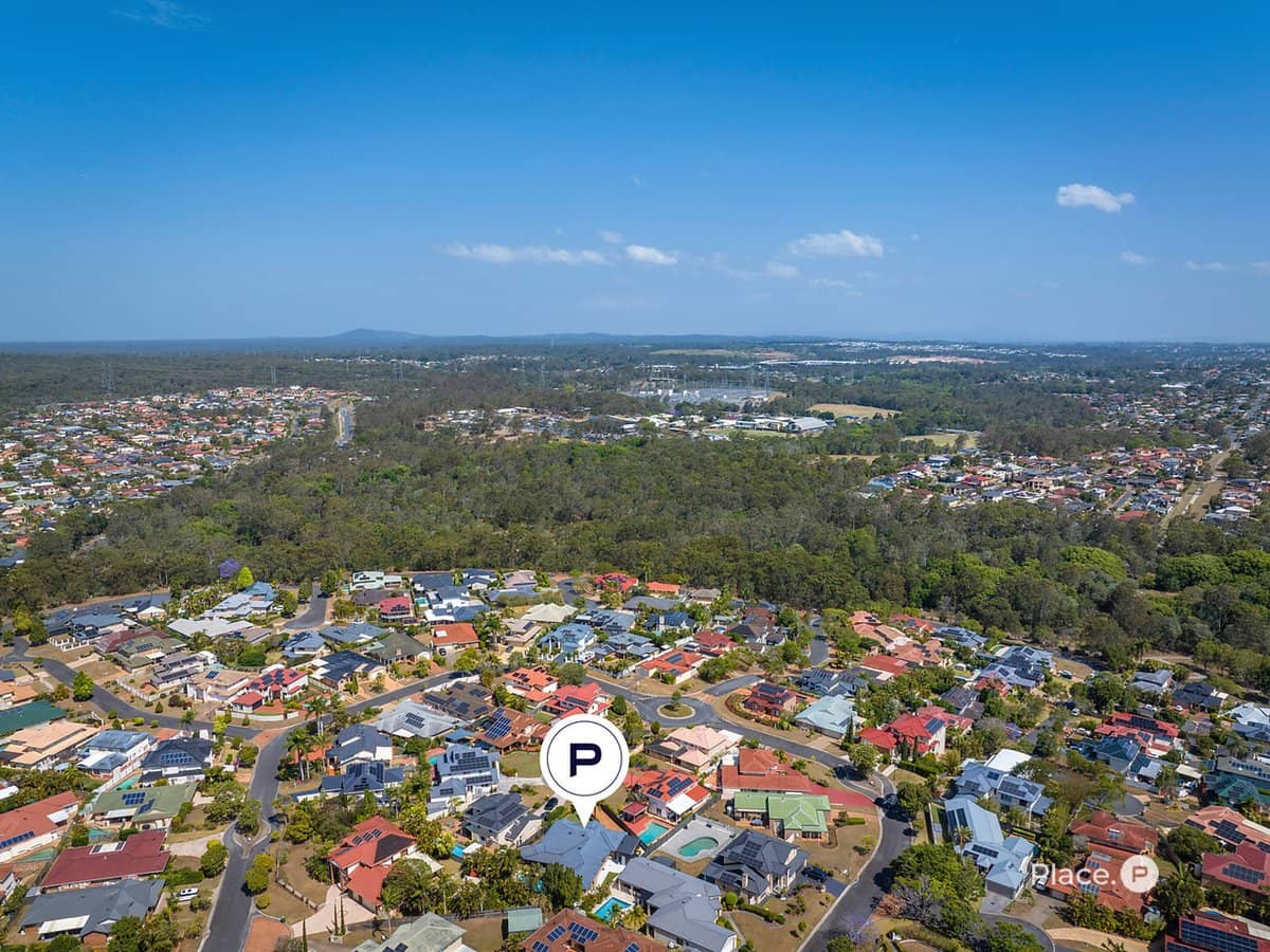 8 Hampshire Close, Carindale - Thumbnail 30