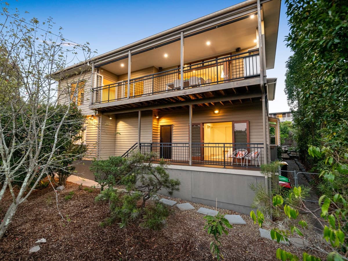 23 Newington Street, Tarragindi - Thumbnail 1