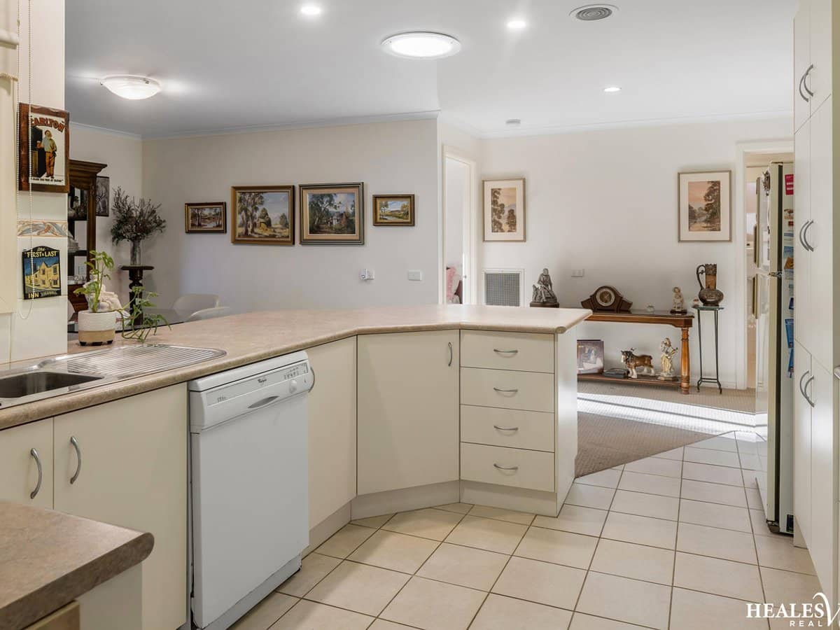 13-15 Steel Street, HEALESVILLE - Thumbnail 6