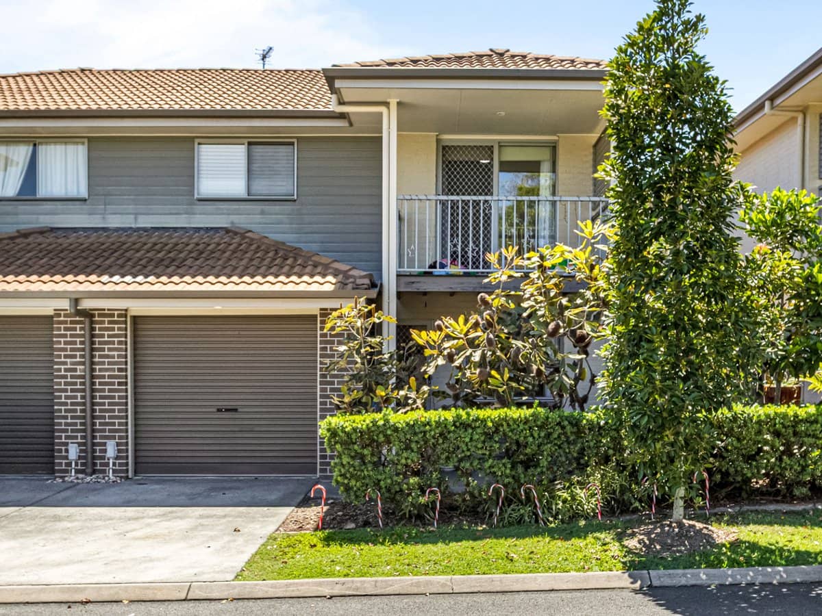 35/30 Carmarthen Circuit, PACIFIC PINES - Thumbnail 1