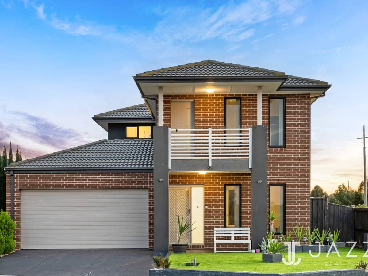 24 Spectacle Crescent, POINT COOK - Thumbnail 2