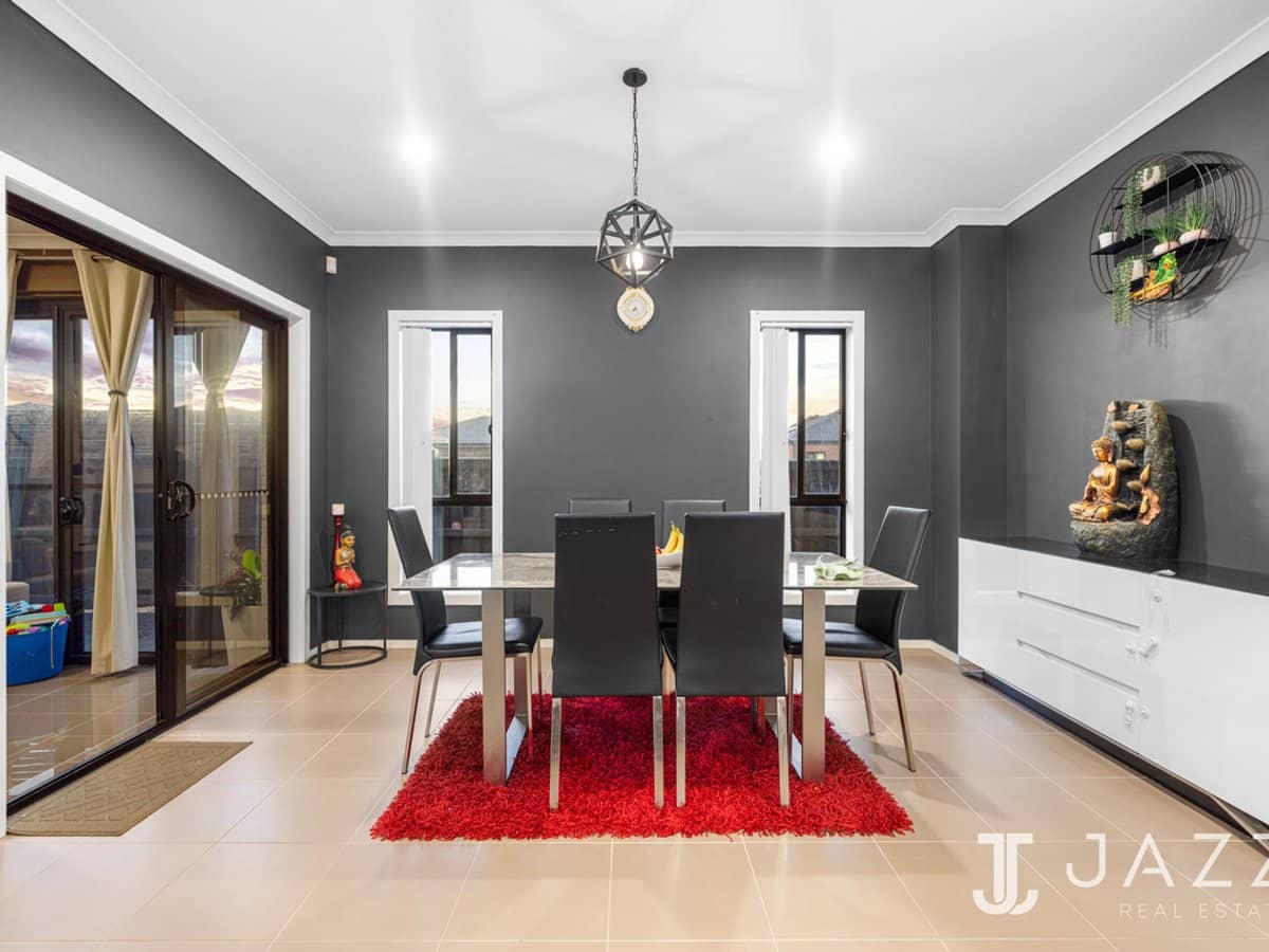 24 Spectacle Crescent, POINT COOK - Thumbnail 10