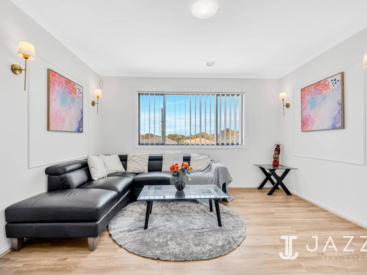 24 Spectacle Crescent, POINT COOK - Thumbnail 14