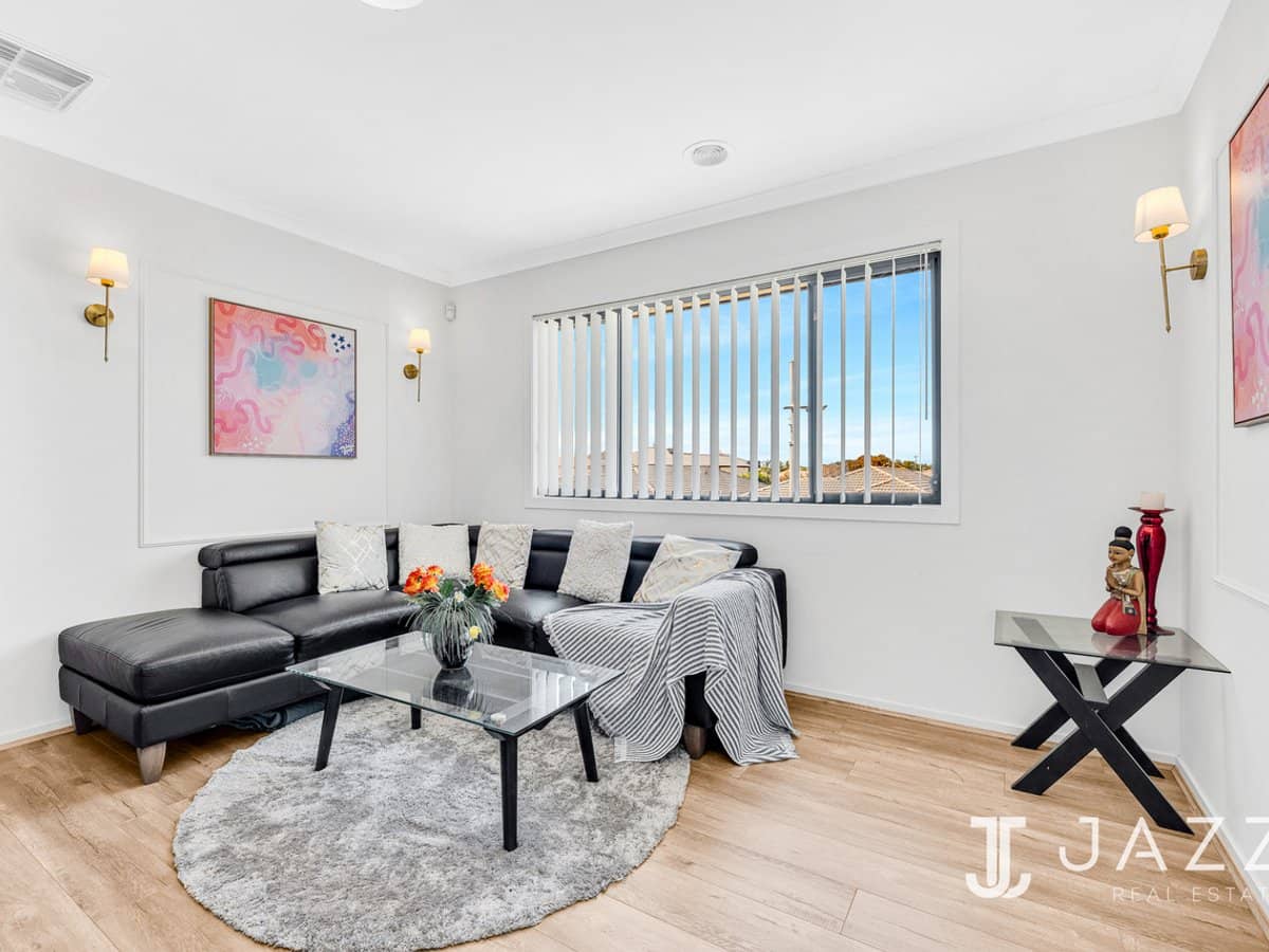 24 Spectacle Crescent, POINT COOK - Thumbnail 15