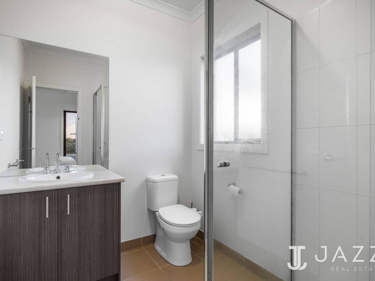 24 Spectacle Crescent, POINT COOK - Thumbnail 22