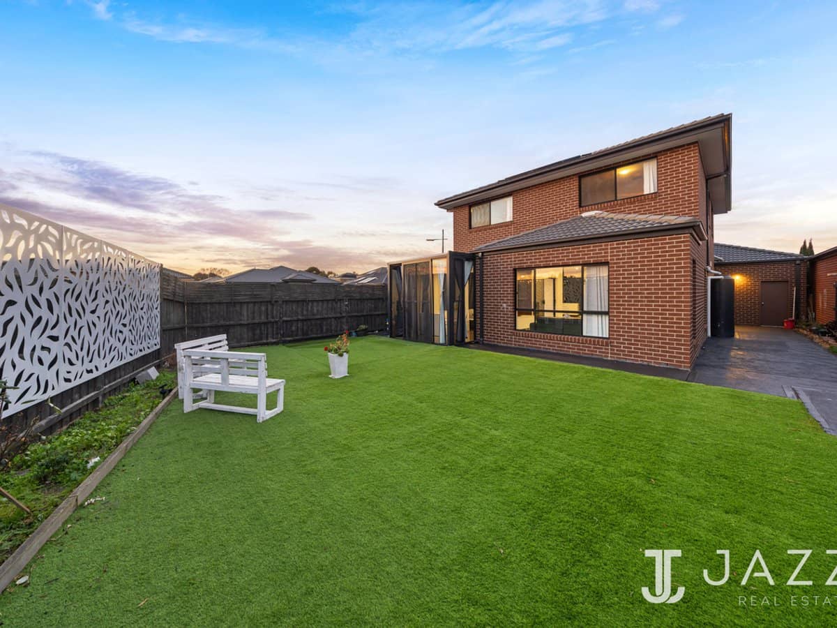 24 Spectacle Crescent, POINT COOK - Thumbnail 23