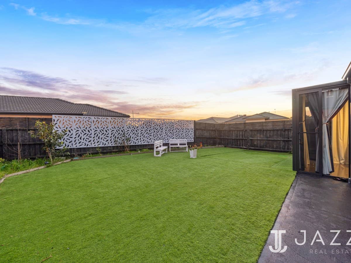 24 Spectacle Crescent, POINT COOK - Thumbnail 24