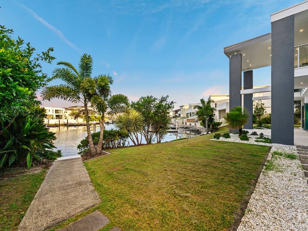 2-4 Royal Albert Crescent, Sovereign Islands - Thumbnail 10