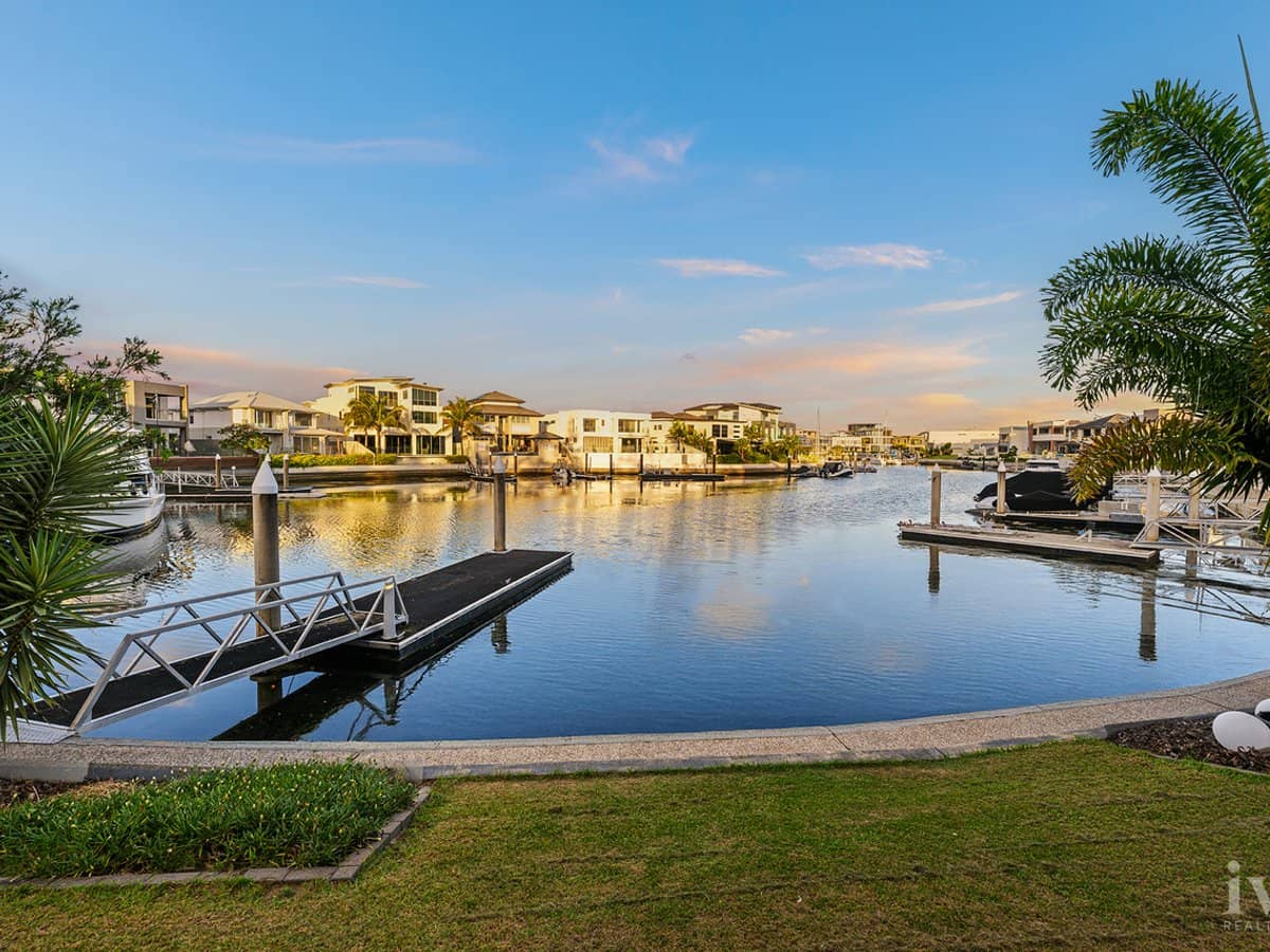 2-4 Royal Albert Crescent, Sovereign Islands - Thumbnail 11