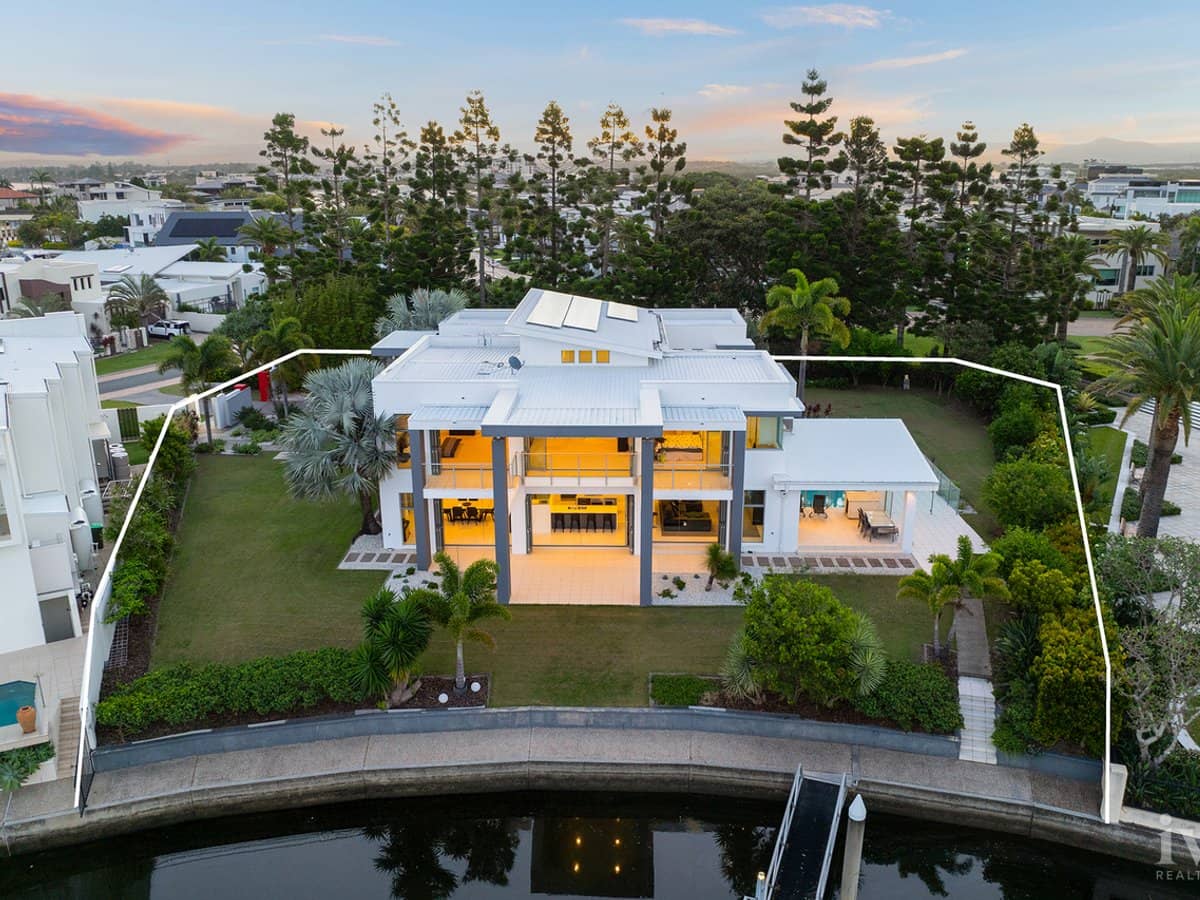 2-4 Royal Albert Crescent, Sovereign Islands - Thumbnail 12