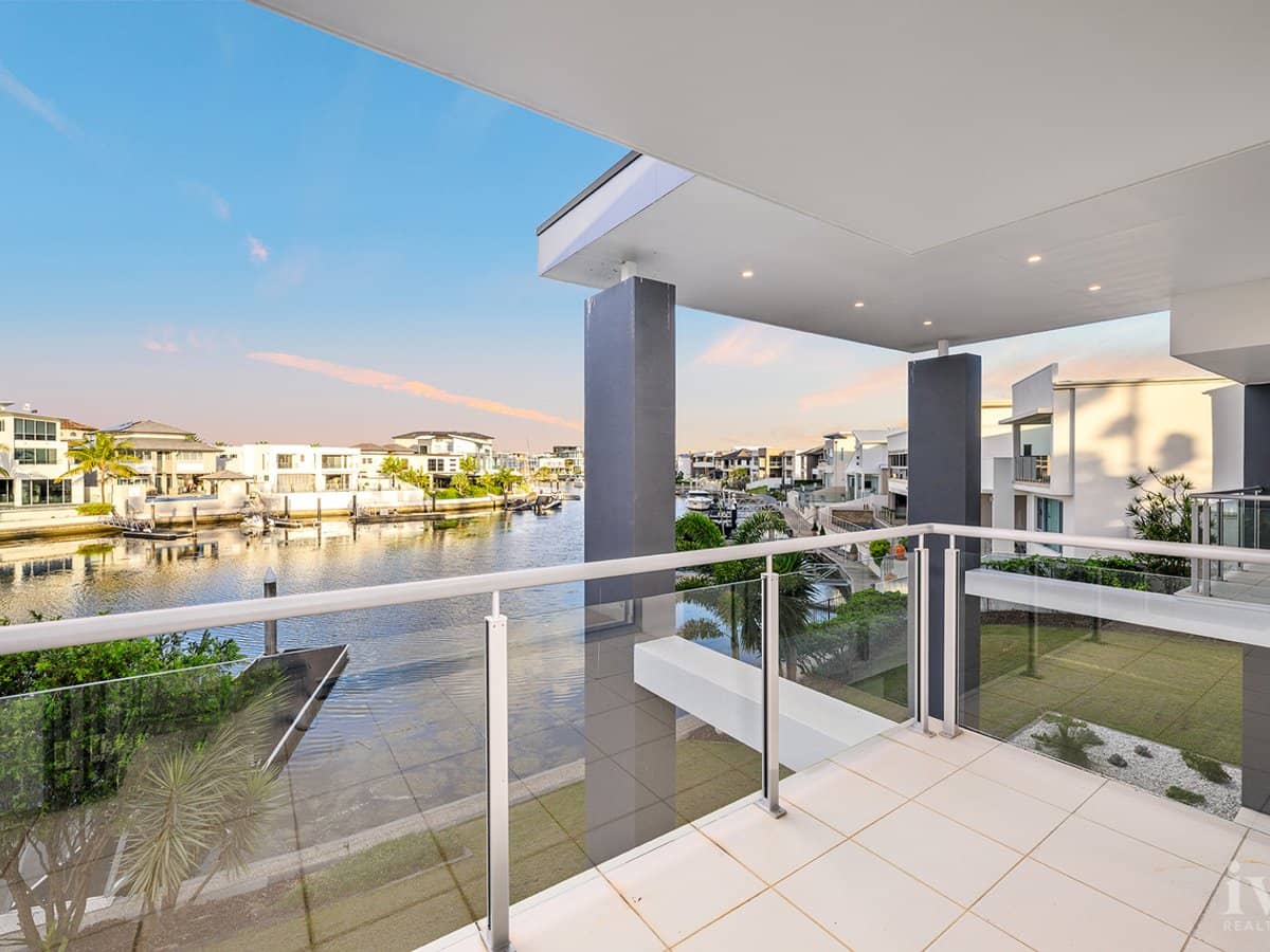 2-4 Royal Albert Crescent, Sovereign Islands - Thumbnail 17