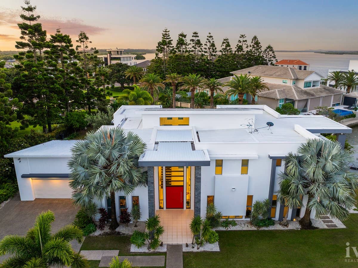 2-4 Royal Albert Crescent, Sovereign Islands - Thumbnail 22