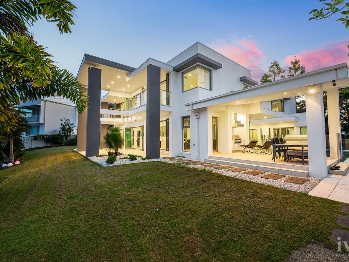 2-4 Royal Albert Crescent, Sovereign Islands - Thumbnail 24